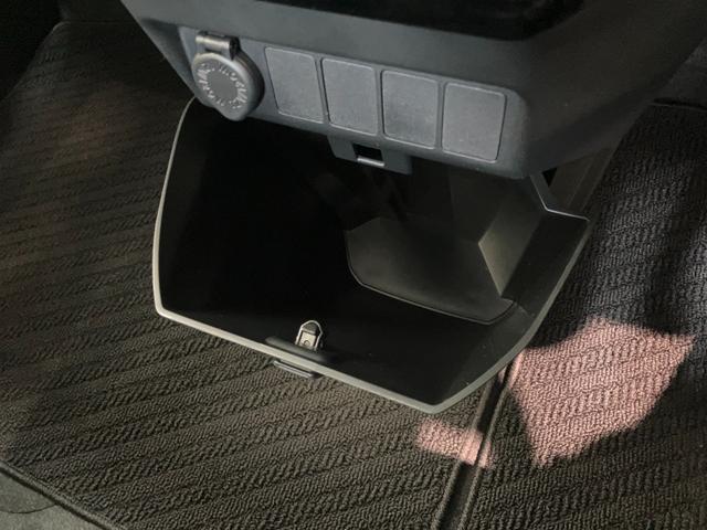 トールカスタムＧ　９型ディスプレイオーディオ　クルーズコントロール衝突被害軽減ブレーキ　コーナーセンサー　９インチディスプレイオーディオ　フルセグ　Ｂｌｕｅｔｏｏｔｈ　Ｂカメラ　クルーズコントロール　両側電動スライド　ＬＥＤ　オートライト　スマートキー　エコアイドル（滋賀県）の中古車