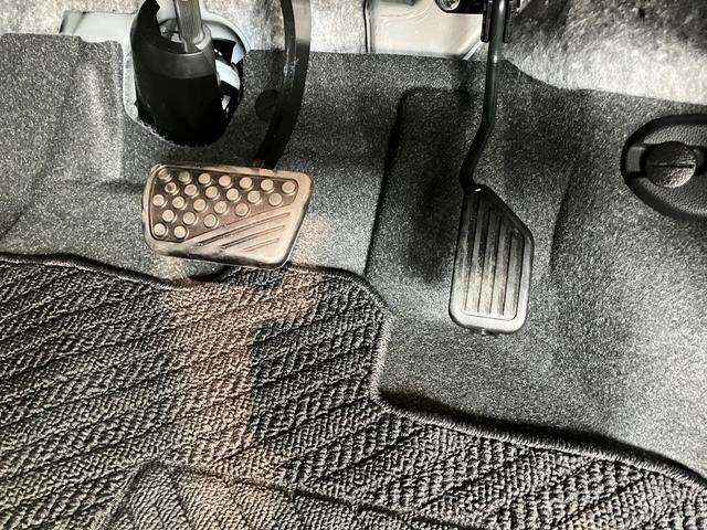 トールカスタムＧ　９型ディスプレイオーディオ　クルーズコントロール衝突被害軽減ブレーキ　コーナーセンサー　９インチディスプレイオーディオ　フルセグ　Ｂｌｕｅｔｏｏｔｈ　Ｂカメラ　クルーズコントロール　両側電動スライド　ＬＥＤ　オートライト　スマートキー　エコアイドル（滋賀県）の中古車