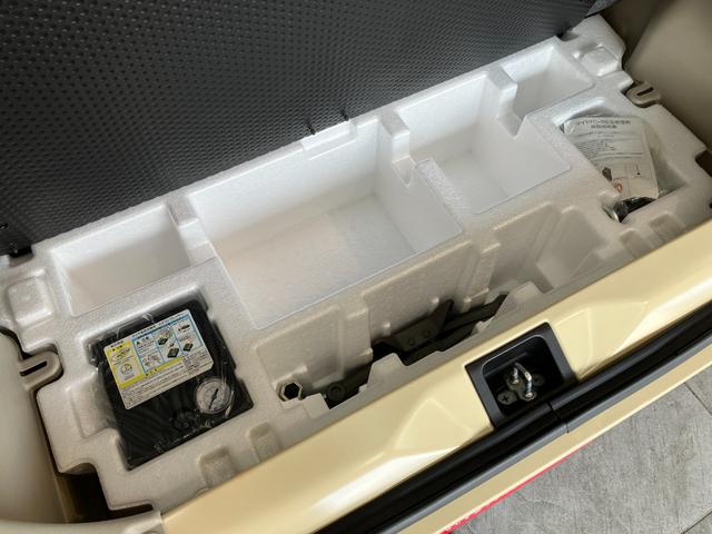 アルトラパンＸ　ワンセグナビ　バックカメラ　運転席シートヒーター　ＨＩＤ衝突被害軽減ブレーキ　ワンセグナビ　バックカメラ　ＥＴＣ車載器　運転席シートヒーター　ＨＩＤ　オートライト　オートエアコン　スマートキー　エコアイドル（滋賀県）の中古車