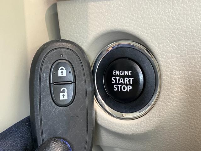 アルトラパンＸ　ワンセグナビ　バックカメラ　運転席シートヒーター　ＨＩＤ衝突被害軽減ブレーキ　ワンセグナビ　バックカメラ　ＥＴＣ車載器　運転席シートヒーター　ＨＩＤ　オートライト　オートエアコン　スマートキー　エコアイドル（滋賀県）の中古車
