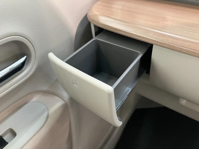 アルトラパンＸ　ワンセグナビ　バックカメラ　運転席シートヒーター　ＨＩＤ衝突被害軽減ブレーキ　ワンセグナビ　バックカメラ　ＥＴＣ車載器　運転席シートヒーター　ＨＩＤ　オートライト　オートエアコン　スマートキー　エコアイドル（滋賀県）の中古車