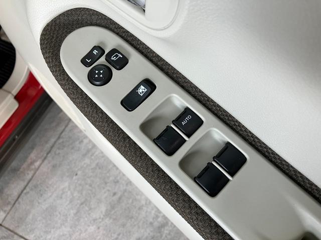 アルトラパンＦリミテッド　フルセグナビ　バックカメラ　前後ドラレコ衝突被害軽減ブレーキ　フルセグナビ　Ｂｌｕｅｔｏｏｔｈ　ＤＶＤ再生　バックカメラ　前後ドライブレコーダー　ＥＴＣ車載器　運転席シートヒーター　オートライト　ＨＩＤ　スマートキー　エコアイドル（滋賀県）の中古車