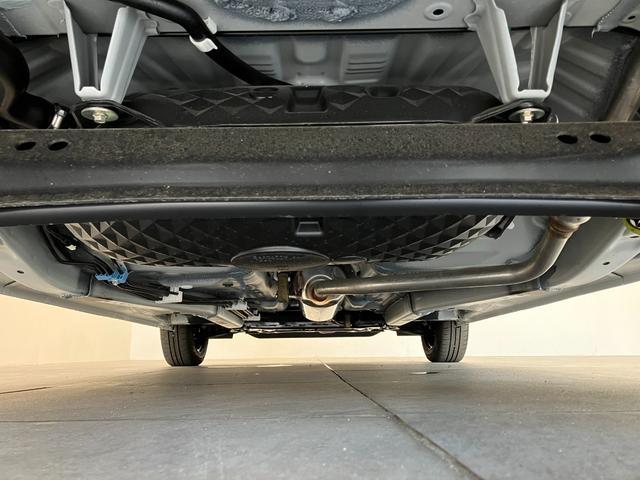 ムーヴキャンバスストライプスＧ　両側電動スライドドア　届出済未使用車衝突被害軽減ブレーキ　コーナーセンサー　バックカメラ（ナビ装着時用）　両側電動スライドドア　前席シートヒーター　電動パーキングブレーキ　ＬＥＤ　オートライト　オートエアコン　スマートキー　エコアイドル（滋賀県）の中古車