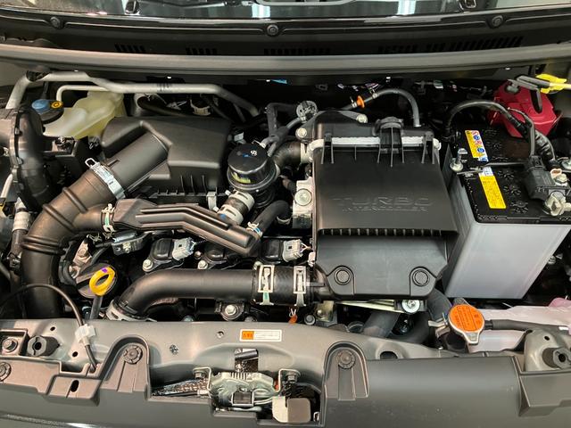 タフトＧターボ　ダーククロムベンチャー　クルコン　届出済未使用車衝突被害軽減ブレーキ　コーナーセンサー　ターボ　バックカメラ（ナビ装着時用）　前席シートヒーター　電動パーキング　クルーズコントロール　ＬＥＤ　オートライト　オートエアコン　スマートキー　エコアイドル（滋賀県）の中古車