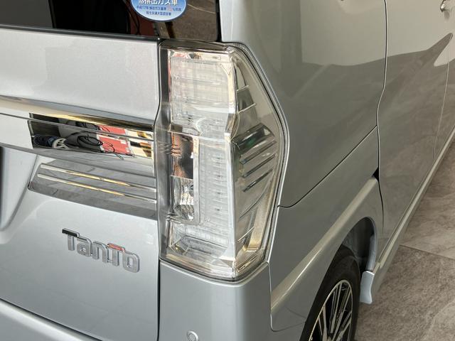 タントカスタムＸトップエディションＳＡ２　フルセグナビ　Ｂカメラ衝突被害軽減ブレーキ　スマアシ２　フルセグナビ　Ｂｌｕｅｔｏｏｔｈ　ＤＶＤ再生　ＵＳＢ　バックカメラ　ＥＴＣ　左側電動スライドドア　ＬＥＤヘッド　オートライト　スマートキー　エコアイドル　ＥＴＣ車載器（滋賀県）の中古車