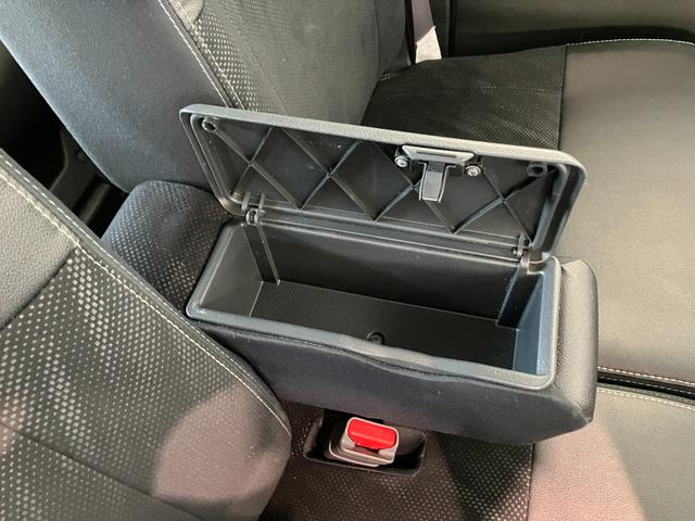 タントカスタムＸトップエディションＳＡ２　フルセグナビ　Ｂカメラ衝突被害軽減ブレーキ　スマアシ２　フルセグナビ　Ｂｌｕｅｔｏｏｔｈ　ＤＶＤ再生　ＵＳＢ　バックカメラ　ＥＴＣ　左側電動スライドドア　ＬＥＤヘッド　オートライト　スマートキー　エコアイドル　ＥＴＣ車載器（滋賀県）の中古車