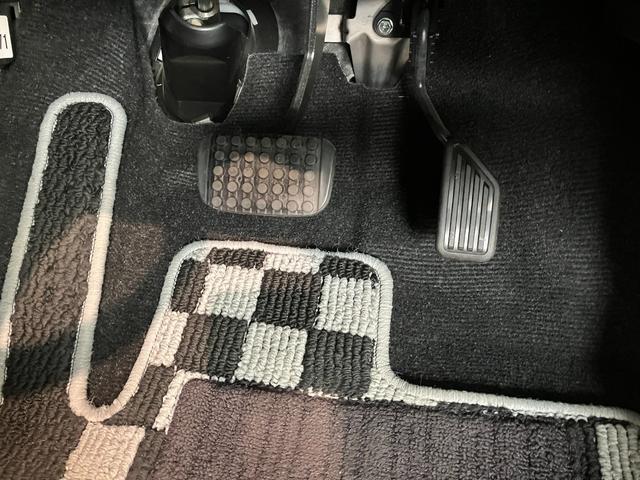 コペンセロＳ　ナビ　Ｂカメラ　前後ドラレコ　ＥＴＣ　ＨＫＳマフラーパドルシフト　ＨＫＳマフラー　ビルシュタインショックアブソーバ　レカロシート　ＭＯＭＯステ　シートヒーター　フルセグナビ　ＤＶＤ　Ｂｌｕｅｔｏｏｔｈ　バックカメラ　電動オープンルーフ　　オートエアコン（滋賀県）の中古車