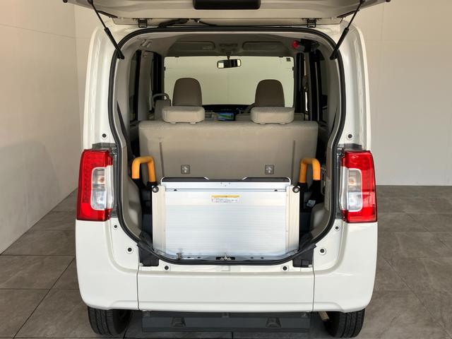 タントスローパー　フルセグナビ　両側スライドドア　車検整備付車いす乗降車　フルセグナビ　ＤＶＤ再生　Ｂｌｕｅｔｏｏｔｈ　ＵＳＢ　キーレス　電動格納式ドアミラー　マニュアルレベリング　マニュアルエアコン　エコアイドル　ウインチリモコン（滋賀県）の中古車