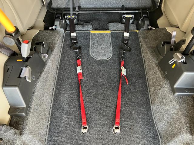 タントスローパー　フルセグナビ　両側スライドドア　車検整備付車いす乗降車　フルセグナビ　ＤＶＤ再生　Ｂｌｕｅｔｏｏｔｈ　ＵＳＢ　キーレス　電動格納式ドアミラー　マニュアルレベリング　マニュアルエアコン　エコアイドル　ウインチリモコン（滋賀県）の中古車