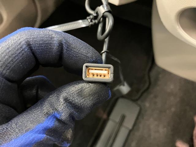 タントスローパー　フルセグナビ　両側スライドドア　車検整備付車いす乗降車　フルセグナビ　ＤＶＤ再生　Ｂｌｕｅｔｏｏｔｈ　ＵＳＢ　キーレス　電動格納式ドアミラー　マニュアルレベリング　マニュアルエアコン　エコアイドル　ウインチリモコン（滋賀県）の中古車