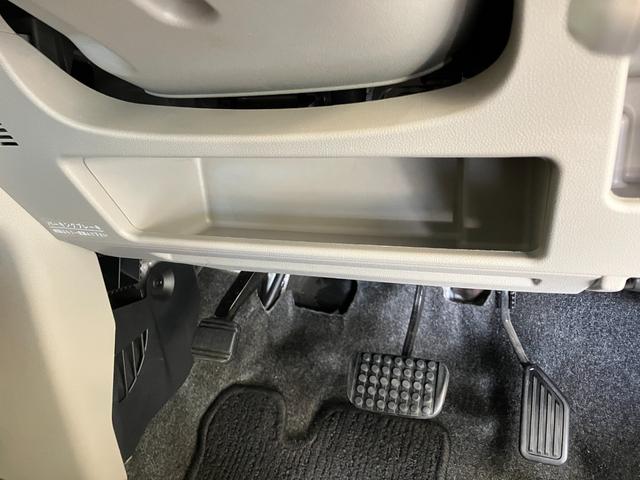 タントスローパー　フルセグナビ　両側スライドドア　車検整備付車いす乗降車　フルセグナビ　ＤＶＤ再生　Ｂｌｕｅｔｏｏｔｈ　ＵＳＢ　キーレス　電動格納式ドアミラー　マニュアルレベリング　マニュアルエアコン　エコアイドル　ウインチリモコン（滋賀県）の中古車
