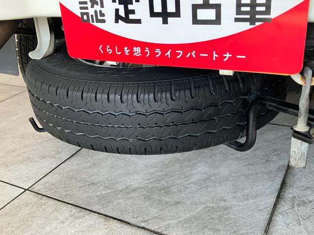 ハイゼットトラックエアコン・パワステ　スペシャルパートタイム４ＷＤ　５ＭＴパートタイム４ＷＤ　５ＭＴ　ＡＭ／ＦＭラジオ　エアコン　パワステ（滋賀県）の中古車