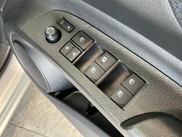 シエンタＸ　ワンセグナビ　バックカメラ　ドラレコ　ＥＴＣ　車検整備付衝突被害軽減ブレーキ　ワンセグナビ　バックカメラ　ドラレコ　ＥＴＣ　キーレスエントリー　左側電動スライドドア（滋賀県）の中古車