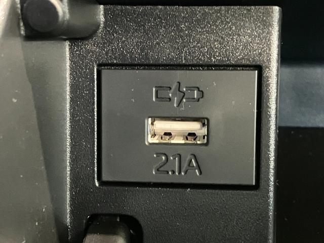タントカスタムＸ　９型ディスプレイオーディオ　届出済未使用車衝突被害軽減ブレーキ　コーナーセンサー　９インチディスプレイオーディオ　フルセグ　Ｂｌｕｅｔｏｏｔｈ　ＵＳＢ　バックカメラ　両側電動スライドドア　前席シートヒーター　ＬＥＤ　オートエアコン（滋賀県）の中古車