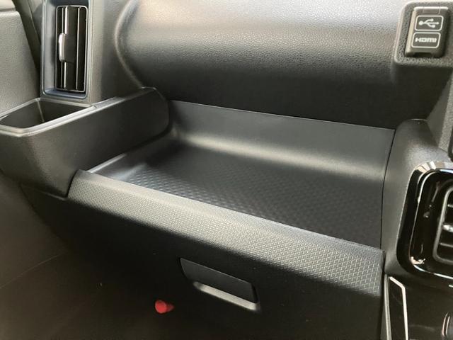 タントカスタムＸ　９型ディスプレイオーディオ　届出済未使用車衝突被害軽減ブレーキ　コーナーセンサー　９インチディスプレイオーディオ　フルセグ　Ｂｌｕｅｔｏｏｔｈ　ＵＳＢ　バックカメラ　両側電動スライドドア　前席シートヒーター　ＬＥＤ　オートエアコン（滋賀県）の中古車