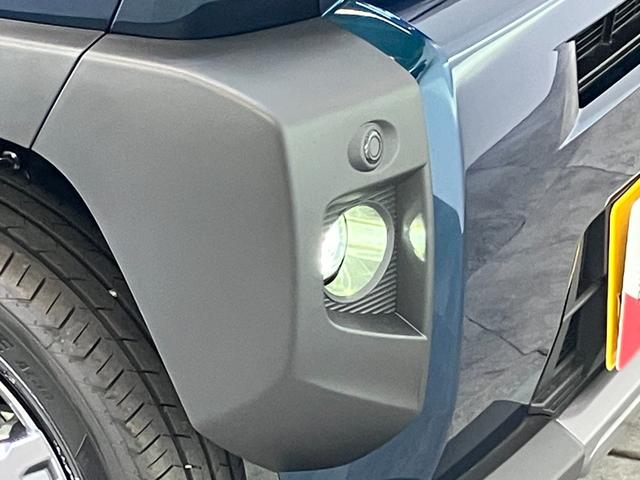 タフトG ダーククロムベンチャー クルコン 届出済未使用車衝突被害軽減ブレーキ コーナーセンサー バックカメラ(ナビ装着時用) 前席シートヒーター スカイフィールトップ LED レーダークルーズコントロール オートエアコン スマートキー エコアイドル(滋賀県)の中古車