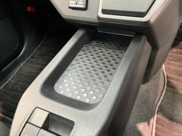 タフトＧクロムベンチャー　４ＷＤ　９型ナビ　Ｐカメラ　前後ドラレコ衝突被害軽減ブレーキ　コーナーセンサー　９インチフルセグナビ　パノラマカメラ　ＤＶＤ　Ｂｌｕｅｔｏｏｔｈ　ＵＳＢ　前後ドラレコ　前席シートヒーター　電動パーキング　ＬＥＤ　スマートキー　エコアイドル（滋賀県）の中古車