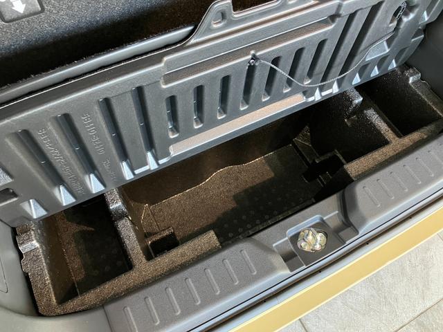 ムーヴキャンバスストライプスＧ　９型ディスプレイオーディオ　届出済未使用車衝突被害軽減ブレーキ　コーナーセンサー　９型ディスプレイオーディオ　バックカメラ　Ｂｌｕｅｔｏｏｔｈ　ＵＳＢ　両側電動スライドドア　前席シートヒーター　ＬＥＤ　ワイヤレス充電器（Ｑｉ）　エコアイドル（滋賀県）の中古車