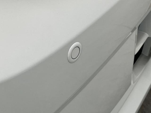タントＸ　９型ディスプレイオーディオ　バックカメラ　届出済未使用車衝突被害軽減ブレーキ　コーナーセンサー　９型ディスプレイオーディオ　フルセグ　Ｂｌｕｅｔｏｏｔｈ　バックカメラ　前席シートヒーター　左側電動スライド　ＬＥＤ　オートライト　スマートキー　エコアイドル（滋賀県）の中古車