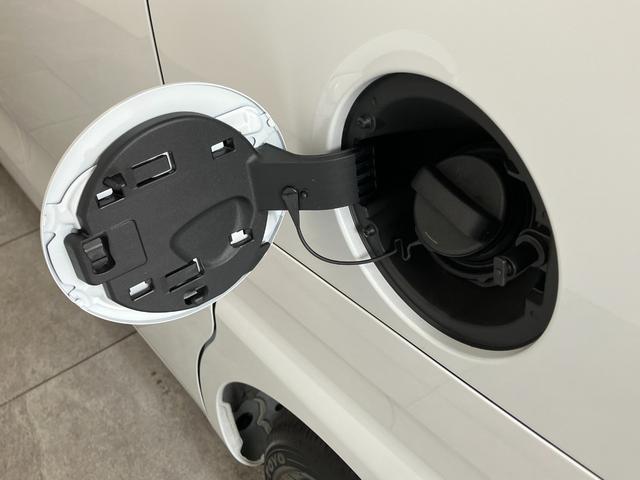 タントＸ　前席シートヒーター　左側電動スライドドア　電動パーキング衝突被害軽減ブレーキ　コーナーセンサー　バックカメラ（ナビ装着時用）　左側電動スライドドア　前席シートヒーター　電動パーキングブレーキ　ＬＥＤ　オートライト　オートエアコン　スマートキー　エコアイドル（滋賀県）の中古車
