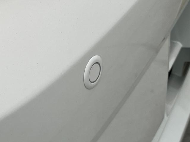 タントＸ　前席シートヒーター　左側電動スライドドア　電動パーキング衝突被害軽減ブレーキ　コーナーセンサー　バックカメラ（ナビ装着時用）　左側電動スライドドア　前席シートヒーター　電動パーキングブレーキ　ＬＥＤ　オートライト　オートエアコン　スマートキー　エコアイドル（滋賀県）の中古車
