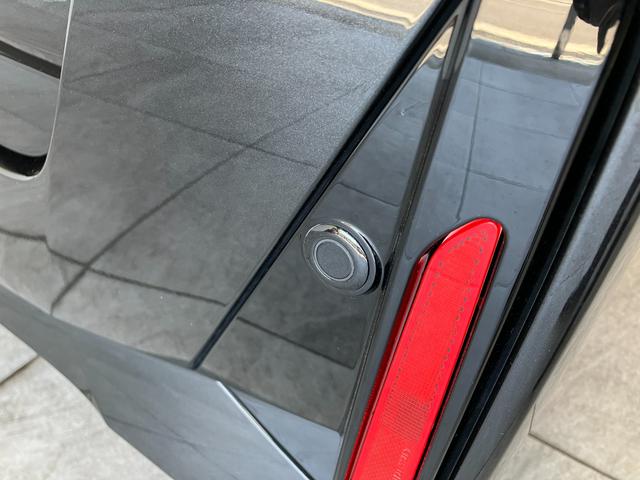 タントカスタムＲＳ　ターボ　両側電動スライドドア　スマートキー衝突被害軽減ブレーキ　コーナーセンサー　ターボ　バックカメラ（ナビ装着時用）　両側電動スライドドア　前席シートヒーター　電動パーキングブレーキ　ＬＥＤ　オートライト　オートエアコン　エコアイドル（滋賀県）の中古車