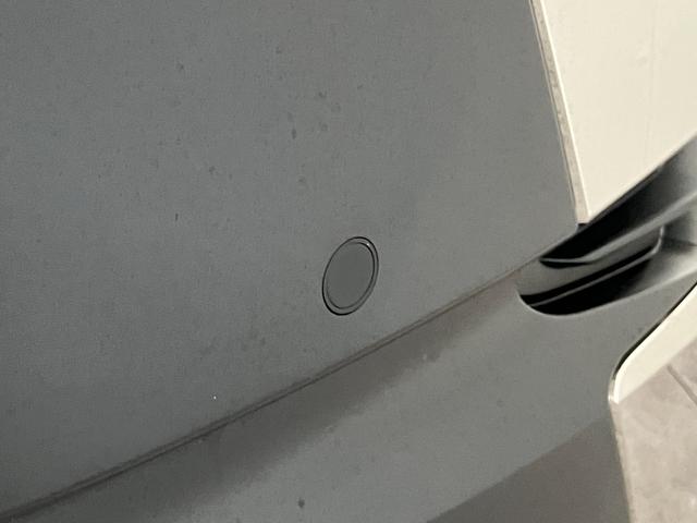 ノアＳ−Ｇ　フルセグナビ　バックカメラ　クルコン　車検整備付衝突被害軽減ブレーキ　　コーナーセンサー　フルセグナビ　Ｂｌｕｅｔｏｏｔｈ　ＤＶＤ　バックカメラ　ＥＴＣ２．０　レーダークルーズコントロール　左側電動スライドドア　ＬＥＤ　オートライト　スマートキー（滋賀県）の中古車