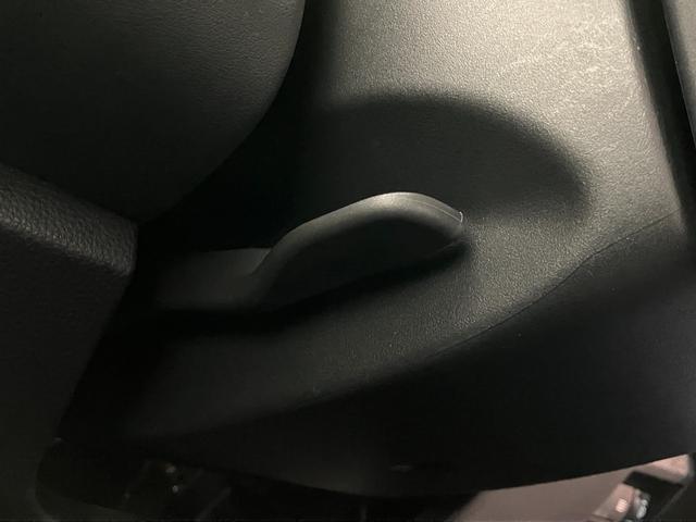 ノアＳ−Ｇ　フルセグナビ　バックカメラ　クルコン　車検整備付衝突被害軽減ブレーキ　　コーナーセンサー　フルセグナビ　Ｂｌｕｅｔｏｏｔｈ　ＤＶＤ　バックカメラ　ＥＴＣ２．０　レーダークルーズコントロール　左側電動スライドドア　ＬＥＤ　オートライト　スマートキー（滋賀県）の中古車
