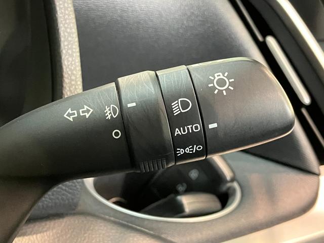 ノアＳ−Ｇ　フルセグナビ　バックカメラ　クルコン　車検整備付衝突被害軽減ブレーキ　　コーナーセンサー　フルセグナビ　Ｂｌｕｅｔｏｏｔｈ　ＤＶＤ　バックカメラ　ＥＴＣ２．０　レーダークルーズコントロール　左側電動スライドドア　ＬＥＤ　オートライト　スマートキー（滋賀県）の中古車