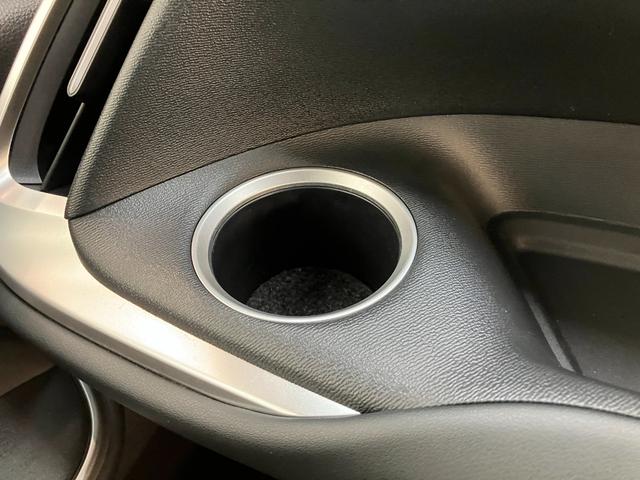 ノアＳ−Ｇ　フルセグナビ　バックカメラ　クルコン　車検整備付衝突被害軽減ブレーキ　　コーナーセンサー　フルセグナビ　Ｂｌｕｅｔｏｏｔｈ　ＤＶＤ　バックカメラ　ＥＴＣ２．０　レーダークルーズコントロール　左側電動スライドドア　ＬＥＤ　オートライト　スマートキー（滋賀県）の中古車