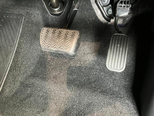 ノアＳ−Ｇ　フルセグナビ　バックカメラ　クルコン　車検整備付衝突被害軽減ブレーキ　　コーナーセンサー　フルセグナビ　Ｂｌｕｅｔｏｏｔｈ　ＤＶＤ　バックカメラ　ＥＴＣ２．０　レーダークルーズコントロール　左側電動スライドドア　ＬＥＤ　オートライト　スマートキー（滋賀県）の中古車