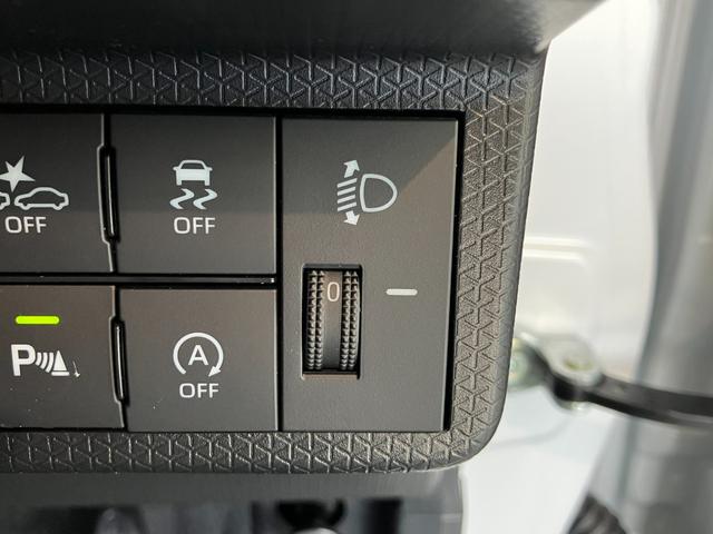 タントＸ　前席シートヒーター　左側電動スライドドア　車検整備付衝突被害軽減ブレーキ　コーナーセンサー　バックカメラ（ナビ装着時用）　左側電動スライドドア　前席シートヒーター　ＣＤステレオ　Ｂｌｕｅｔｏｏｔｈ　ＬＥＤ　オートライト　スマートキー　エコアイドル（滋賀県）の中古車