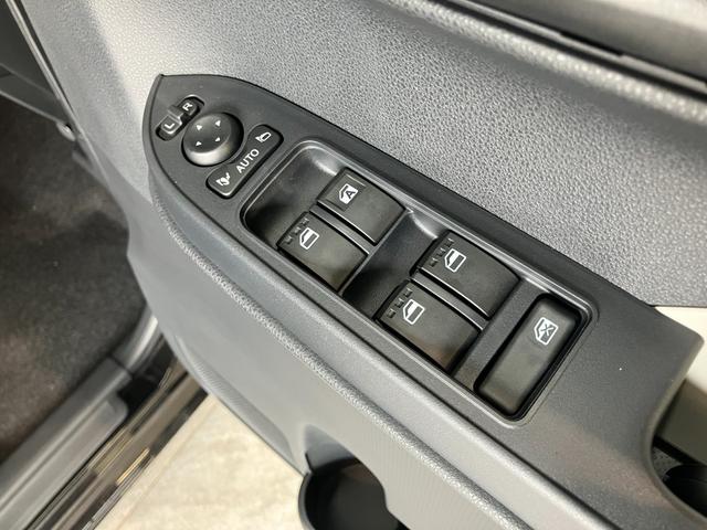 タントＸ　９型ディスプレイオーディオ　フルセグ　届出済未使用車衝突被害軽減ブレーキ　　コーナーセンサー　９型ディスプレイオーディオ　フルセグ　Ｂｌｕｅｔｏｏｔｈ　バックカメラ　左側電動スライドドア　前席シートヒータ　ＬＥＤ　オートライト　スマートキー（滋賀県）の中古車