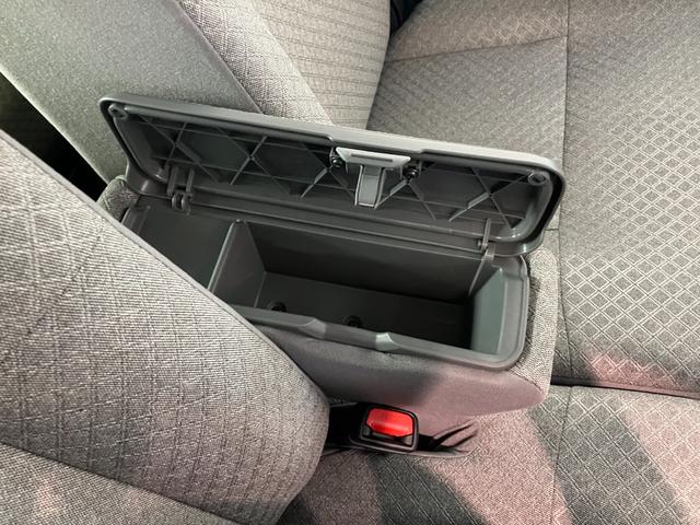 タントＸ　９型ディスプレイオーディオ　フルセグ　届出済未使用車衝突被害軽減ブレーキ　　コーナーセンサー　９型ディスプレイオーディオ　フルセグ　Ｂｌｕｅｔｏｏｔｈ　バックカメラ　左側電動スライドドア　前席シートヒータ　ＬＥＤ　オートライト　スマートキー（滋賀県）の中古車