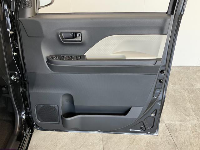 タントＸ　９型ディスプレイオーディオ　フルセグ　届出済未使用車衝突被害軽減ブレーキ　コーナーセンサー　９型ディスプレイオーディオ　フルセグ　Ｂｌｕｅｔｏｏｔｈ　ＵＳＢ　バックカメラ　左側電動スライドドア　前席シートヒーター　ＬＥＤ　オートライト　スマートキー（滋賀県）の中古車