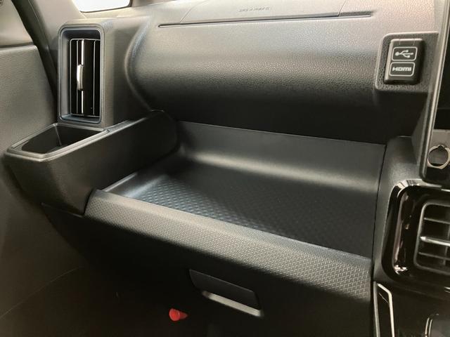 タントカスタムＲＳ　ターボ　９インチディスプレイオーディオ　ＬＥＤ衝突被害軽減ブレーキ　コーナーセンサー　ターボ　９インチディスプレイオーディオ　フルセグ　Ｂｌｕｅｔｏｏｔｈ　バックカメラ　両側電動スライドドア　前席シートヒーター　ＬＥＤ　スマートキー　エコアイドル（滋賀県）の中古車