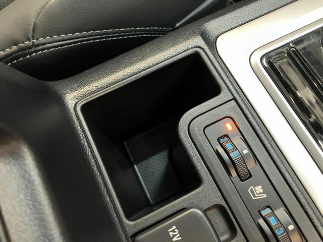 ランドクルーザープラドＴＸ　Ｌパッケージ　マットブラックエディション　フルセグナビ衝突被害軽減ブレーキ　コーナーセンサー　フルセグナビ　バックカメラ　Ｂｌｕｅｔｏｏｔｈ　ＥＴＣ　電動サンルーフ　ＬＥＤ　レーダークルコン　デフロック　デュアルエアコン　スマートキー　本革シート（滋賀県）の中古車