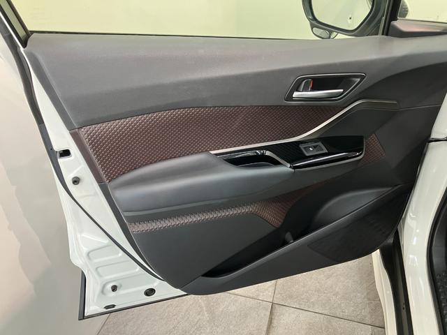 Ｃ−ＨＲＧ　モデリスタエアロ　ワンセグナビ　バックカメラ　車検整備付トヨタセーフティセンス　コーナーセンサー　ワンセグナビ　バックカメラ　Ｂｌｕｅｔｏｏｔｈ　ＥＴＣ　ＬＥＤヘッド　オートエアコン　オートライト　クルーズコントロール　スマートキー（滋賀県）の中古車