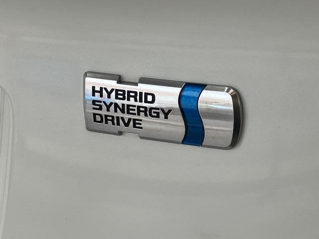 Ｃ−ＨＲＧ　モデリスタエアロ　ワンセグナビ　バックカメラ　車検整備付トヨタセーフティセンス　コーナーセンサー　ワンセグナビ　バックカメラ　Ｂｌｕｅｔｏｏｔｈ　ＥＴＣ　ＬＥＤヘッド　オートエアコン　オートライト　クルーズコントロール　スマートキー（滋賀県）の中古車