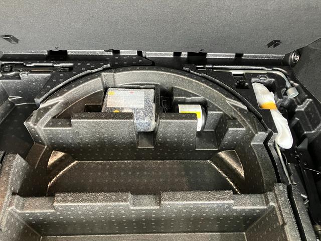 Ｃ−ＨＲＧ　モデリスタエアロ　ワンセグナビ　バックカメラ　車検整備付トヨタセーフティセンス　コーナーセンサー　ワンセグナビ　バックカメラ　Ｂｌｕｅｔｏｏｔｈ　ＥＴＣ　ＬＥＤヘッド　オートエアコン　オートライト　クルーズコントロール　スマートキー（滋賀県）の中古車