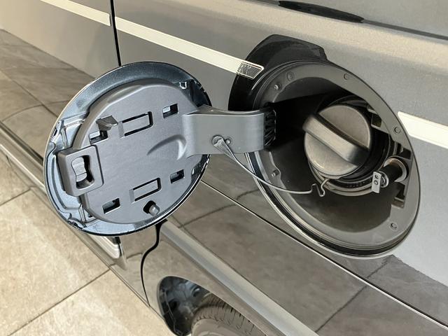 ムーヴキャンバスセオリーG 9型ディスプレイオーディオ 届出済未使用車衝突被害軽減ブレーキ コーナーセンサー 9型ディスプレイオーディオ バックカメラ Bluetooth USB 両側電動スライドドア 前席シートヒータ− LED スマートキー ワイヤレス充電器(Qi)(滋賀県)の中古車