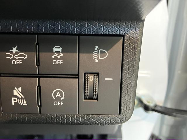 タントＸ　９型ディスプレイオーディオ　フルセグ　届出済未使用車衝突被害軽減ブレーキ　コーナーセンサー　９型ディスプレイオーディオ　Ｂｌｕｅｔｏｏｔｈ　ＵＳＢ　バックカメラ　左側電動スライドドア　前席シートヒーター　ＬＥＤ　オートライト　スマートキー　エコアイドル（滋賀県）の中古車