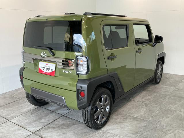 タフトＧダーククロムベンチャー　クルコン　ＬＥＤ　届出済未使用車衝突被害軽減ブレーキ　コーナーセンサー　バックカメラ（ナビ装着時用）　前席シートヒーター　電動パーキング　スカイフィールトップ　ＬＥＤ　オートライト　オートエアコン　スマートキー　レーダークルコン（滋賀県）の中古車