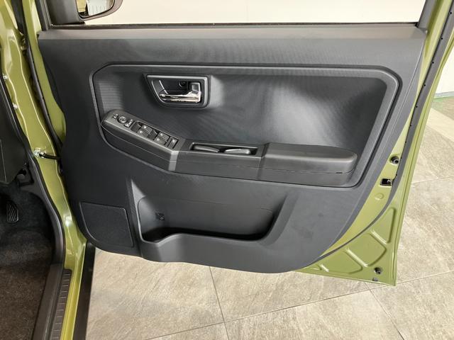 タフトＧダーククロムベンチャー　クルコン　ＬＥＤ　届出済未使用車衝突被害軽減ブレーキ　コーナーセンサー　バックカメラ（ナビ装着時用）　前席シートヒーター　電動パーキング　スカイフィールトップ　ＬＥＤ　オートライト　オートエアコン　スマートキー　レーダークルコン（滋賀県）の中古車