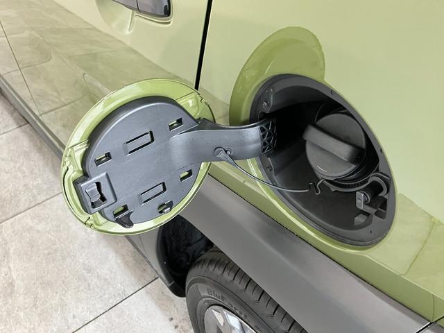 タフトＧダーククロムベンチャー　クルコン　ＬＥＤ　届出済未使用車衝突被害軽減ブレーキ　コーナーセンサー　バックカメラ（ナビ装着時用）　前席シートヒーター　電動パーキング　スカイフィールトップ　ＬＥＤ　オートライト　オートエアコン　スマートキー　レーダークルコン（滋賀県）の中古車