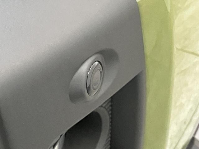 タフトＧダーククロムベンチャー　クルコン　ＬＥＤ　届出済未使用車衝突被害軽減ブレーキ　コーナーセンサー　バックカメラ（ナビ装着時用）　前席シートヒーター　電動パーキング　スカイフィールトップ　ＬＥＤ　オートライト　オートエアコン　スマートキー　レーダークルコン（滋賀県）の中古車