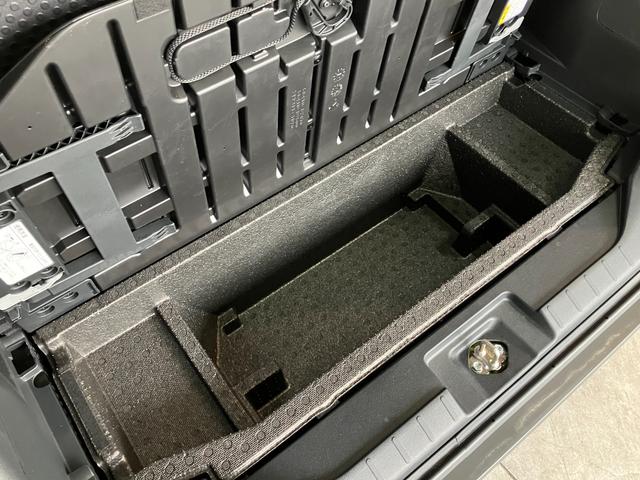 タントファンクロス　１０型フルセグナビ　バックカメラ　ＬＥＤ衝突被害軽減ブレーキ　コーナーセンサー　１０インチフルセグナビ　Ｂｌｕｅｔｏｏｔｈ　ＵＳＢ　ドラレコ　バックカメラ　両側電動スライドドア　前席シートヒーター　ＬＥＤ　　スマートキー　ＥＴＣ車載器（滋賀県）の中古車