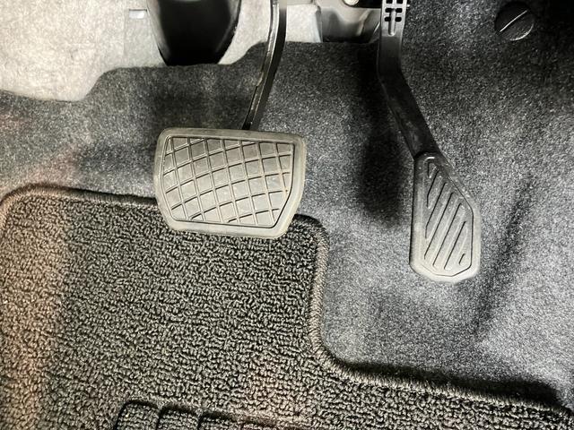 ムーヴキャンバスストライプスＧ　フルセグナビ　バックカメラ　両側電動スライド衝突被害軽減ブレーキ　コーナーセンサー　フルセグナビ　Ｂｌｕｅｔｏｏｔｈ　ＤＶＤ再生　バックカメラ　両側電動スライドドア　前席シートヒーター　ＬＥＤ　オートライト　スマートキー　エコアイドル（滋賀県）の中古車