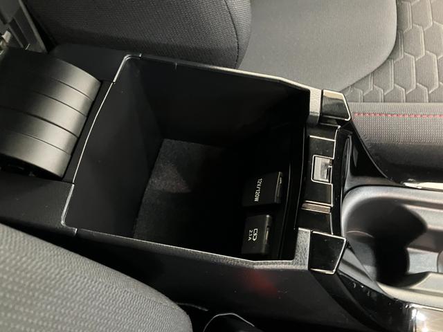 カローラスポーツＧ　Ｚ　ワンセグナビ　バックカメラ　ドラレコ　ＬＥＤヘッド衝突回避支援ブレーキ　コーナーセンサー　ワンセグナビ　Ｂｌｕｅｔｏｏｔｈ　バックカメラ　ドラレコ　ＥＴＣ　レーダークルコン　ターボ　ＬＥＤ　オートライト　オートエアコン　パドルシフト（滋賀県）の中古車