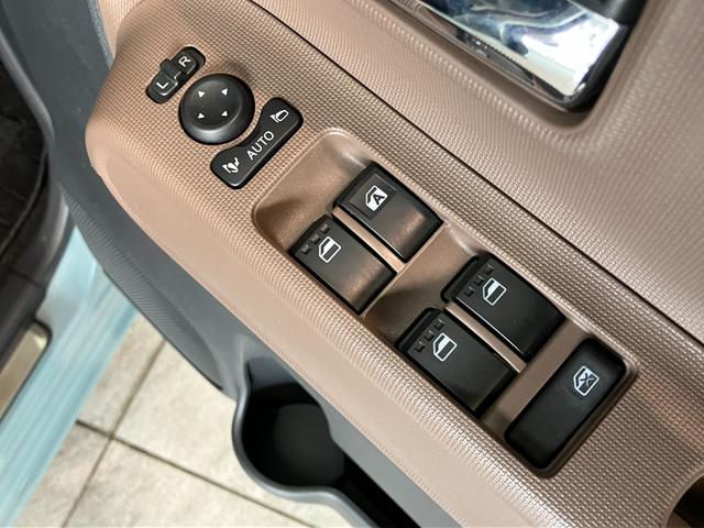 ムーヴキャンバスセオリーＧ　１０型ナビ　バックカメラ　ドラレコ　車検整備付衝突被害軽減ブレーキ　コーナーセンサー　１０型フルセグナビ　バックカメラ　Ｂｌｕｅｔｏｏｔｈ　ＵＳＢ　ＤＶＤ　前後ドラレコ　両側電動スライドドア　前席シートヒーター　ＬＥＤ　スマートキー（滋賀県）の中古車